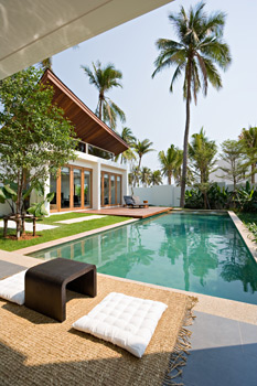PRAN-A-LUXE: Hua Hin beachfront villa and Pranburi property by Supharat Group.